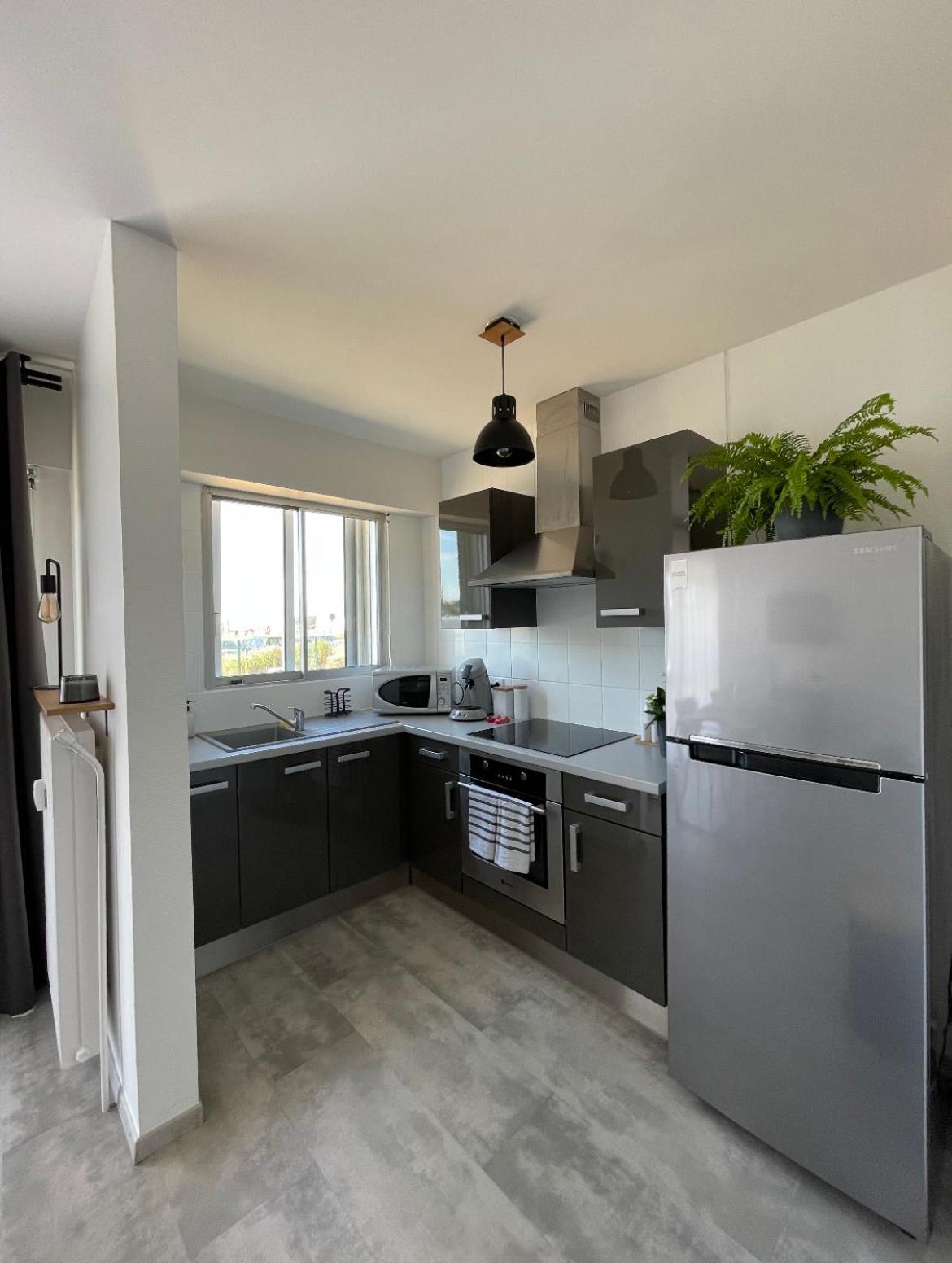 Apartment Superbe En Rez-de-jardin Avec Vue Calais