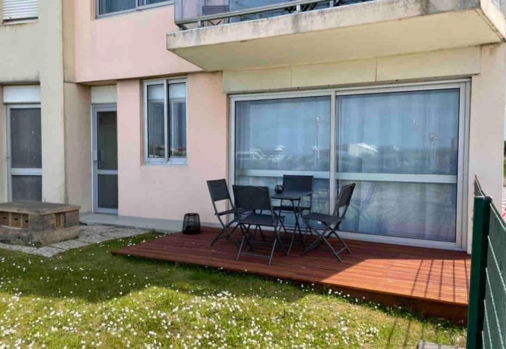 Superbe En Rez-de-jardin Avec Vue Apartment Calais